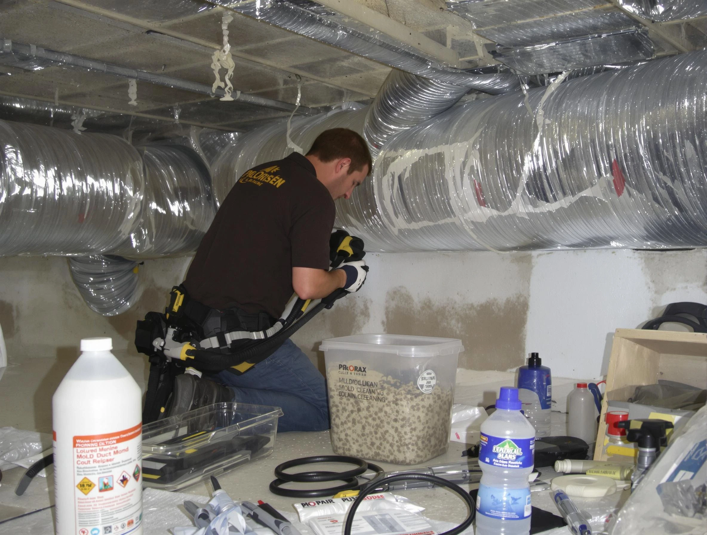 Gilbert Air Duct Cleaning specialist performing professional mold removal from air ducts in Gilbert